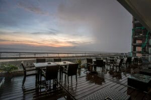 We welcome you to immerse into the relaxed elegance of the Sunset Bar & Grill.
